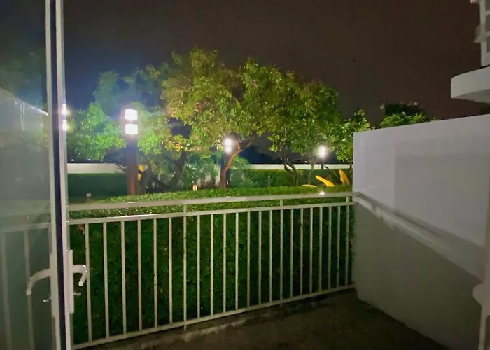 Kasara T1-4k Urban Staycation 4* Manilla